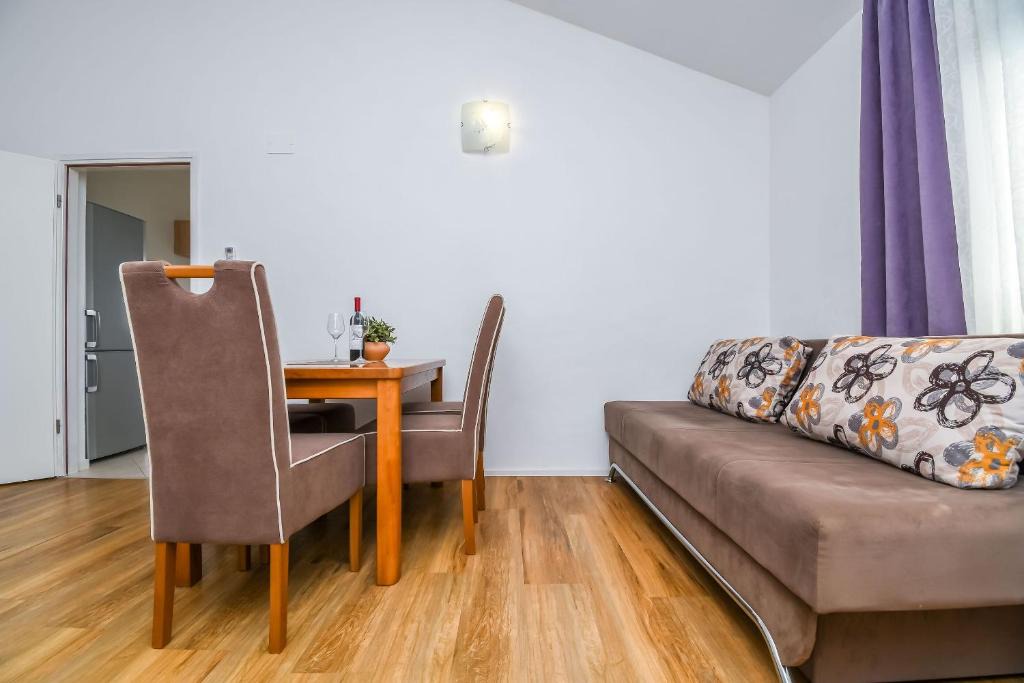 Necujam Apartment | Apartments Mirjana