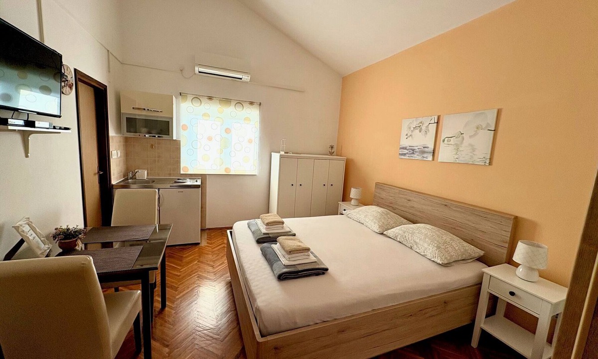 Betina Apartment | Apartments Ognjen (106331-A3) - Betina