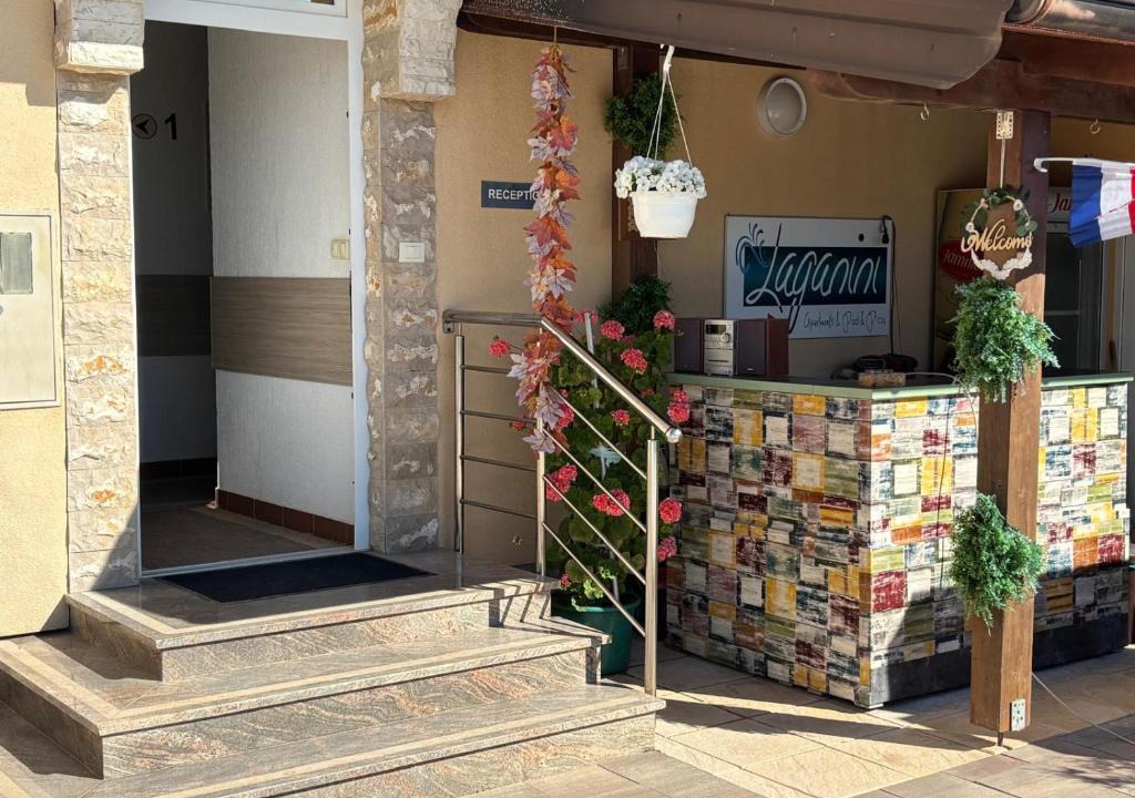 Zaton Apartment | Apartments & Rooms Laganini SEKA