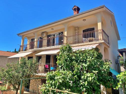 Cizici House | Apartments Santic