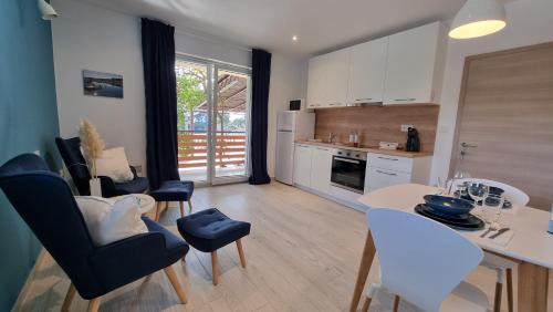 Suha Punta Apartment | Apartments Suha Punta - Villa Babalonija