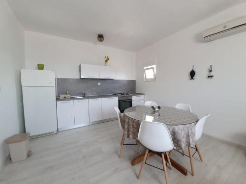Primosten Burnji Apartment | Apartments Sunset Dolac