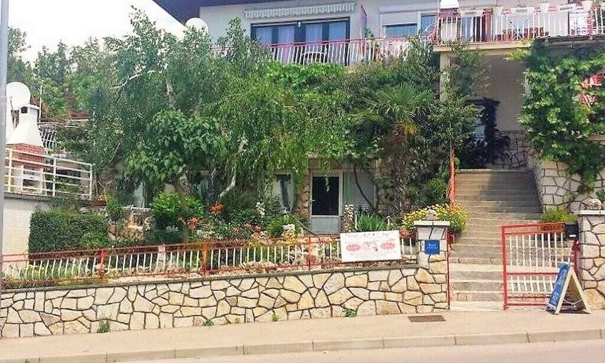 Novi Vinodolski Apartment | Apartments Tatjana, (15270), Novi Vinodolski, hr