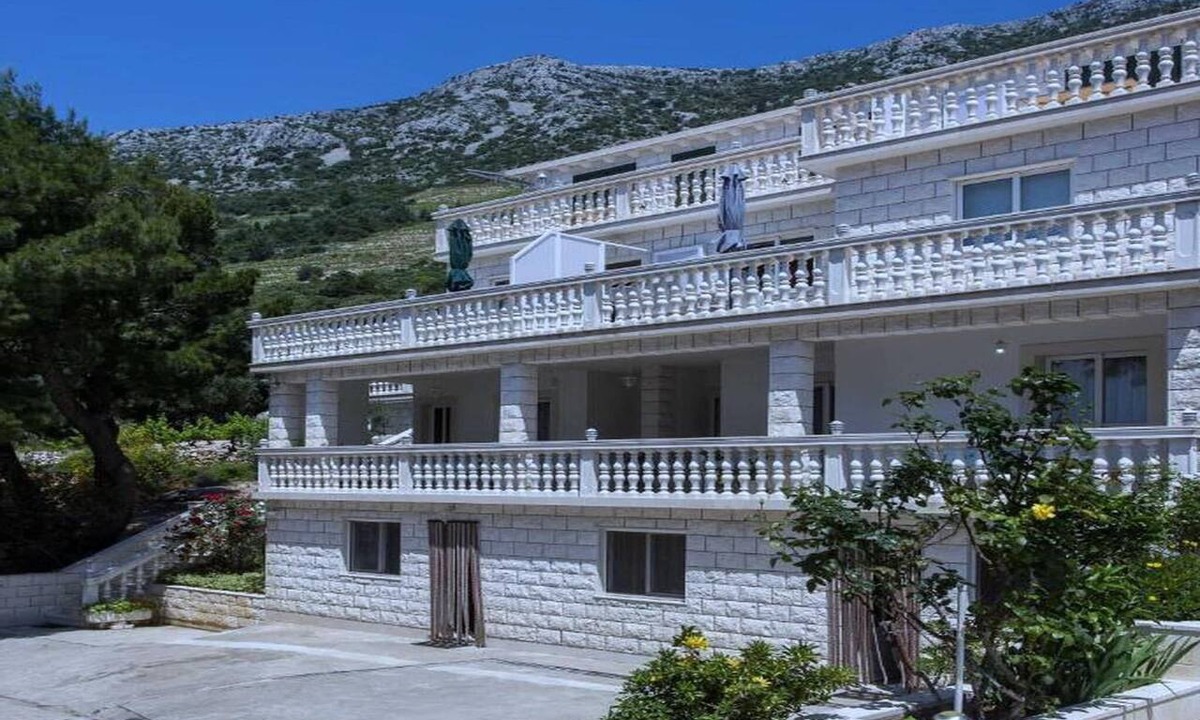 Orebic Apartment | Apartments Villa Dingač- Borak - Standard One Bedroom Apartment with Balcony and Sea View No. 3