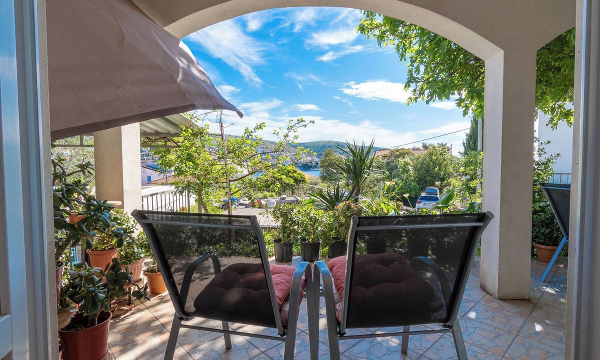Businci Apartment | Apartments Zlatka (123341-A1) - Okrug Gornji (Ciovo)