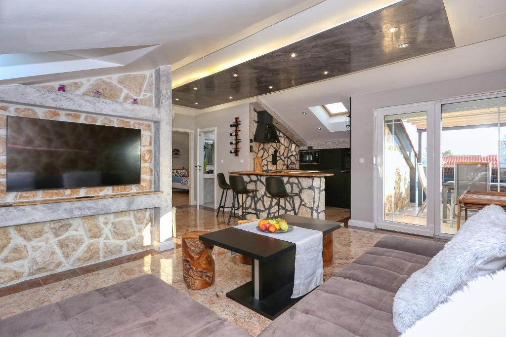 Zaton Apartment | App 5 Zaton beach Sonnenterrasse Fußbodenheizung einzigartig auch im Herbst und Winter