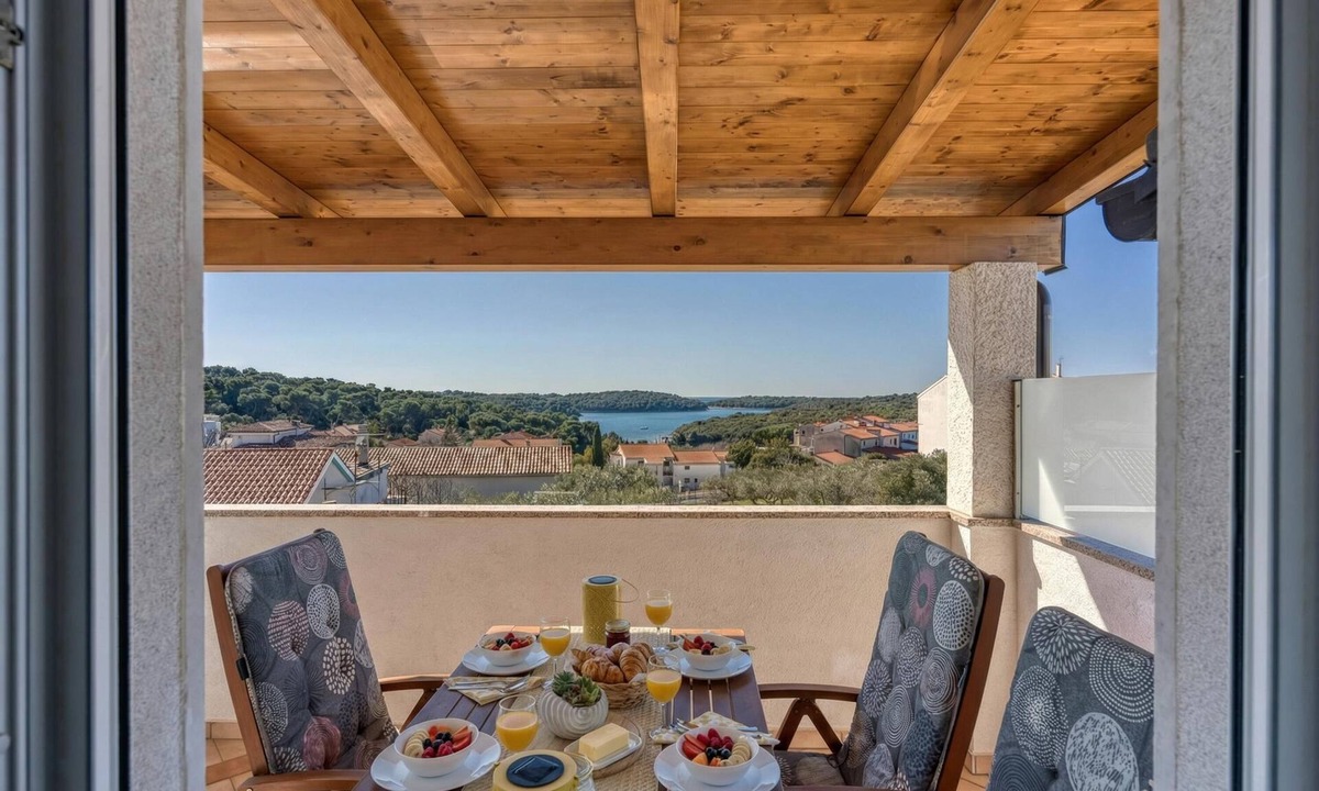 Vinkuran Apartment | Apt Jakara 3 - Sea View Balcony, Vinkuran, Croatia