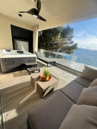 Klek Apartment | AUREA Sunset Bridge Suites - Seaside near Dubrovnik