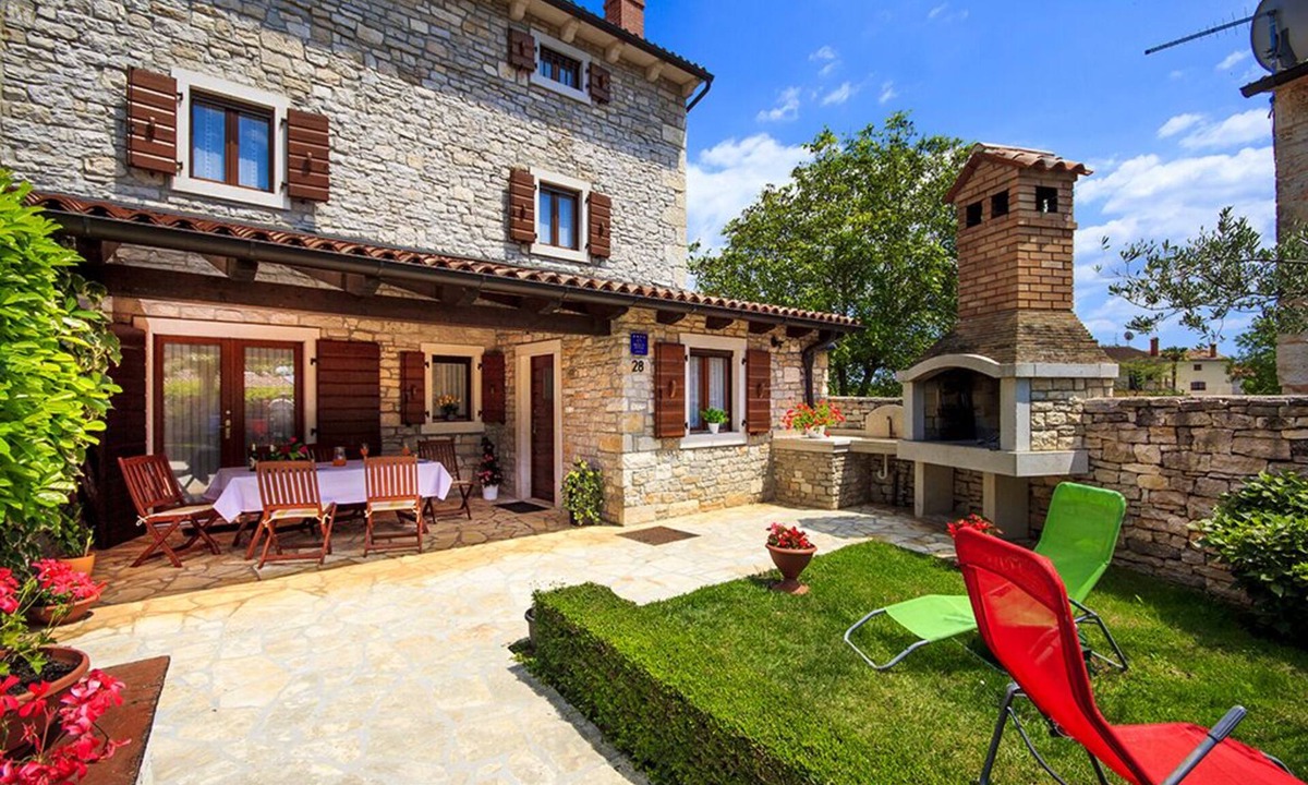 Krmed House | Autochthone Villa with Pool in Krmedn