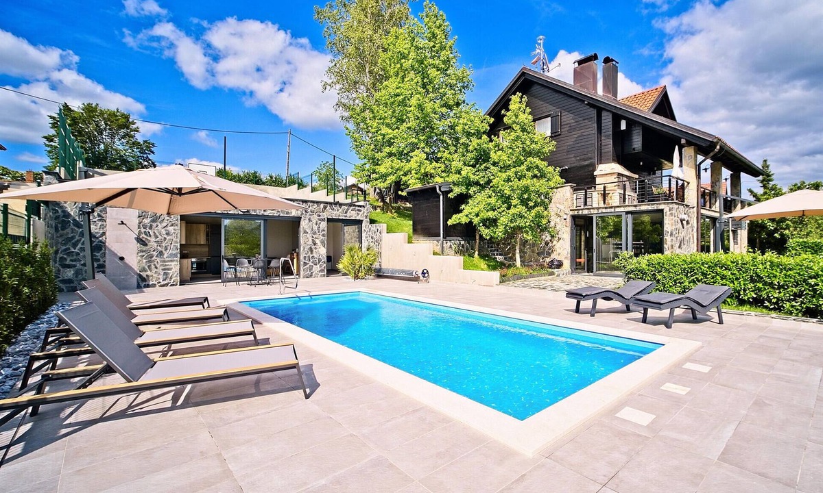 Barilovic House | Awesome home in Karlovac with sauna