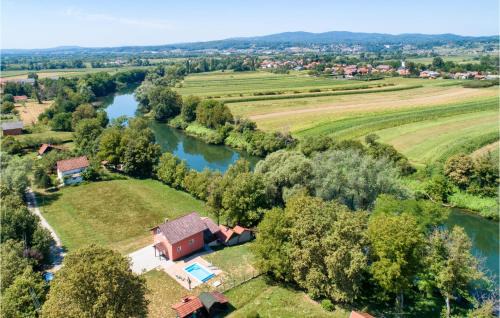 Krasic House | Awesome Home In Mirkopolje