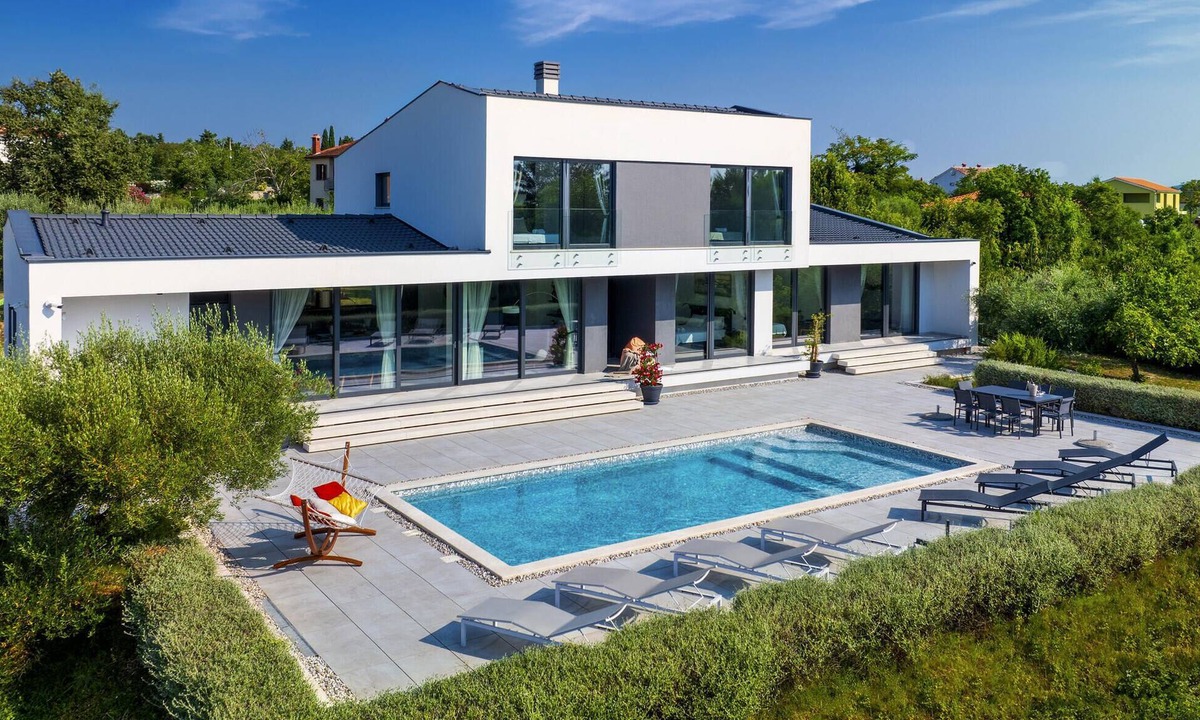 Rakalj House | Awesome home in Rakalj