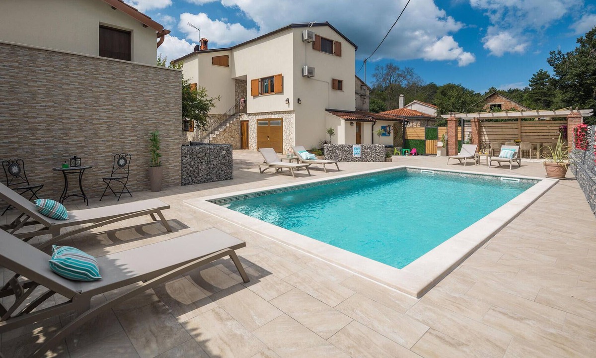 Rakotule House | Awesome home in Rakotule