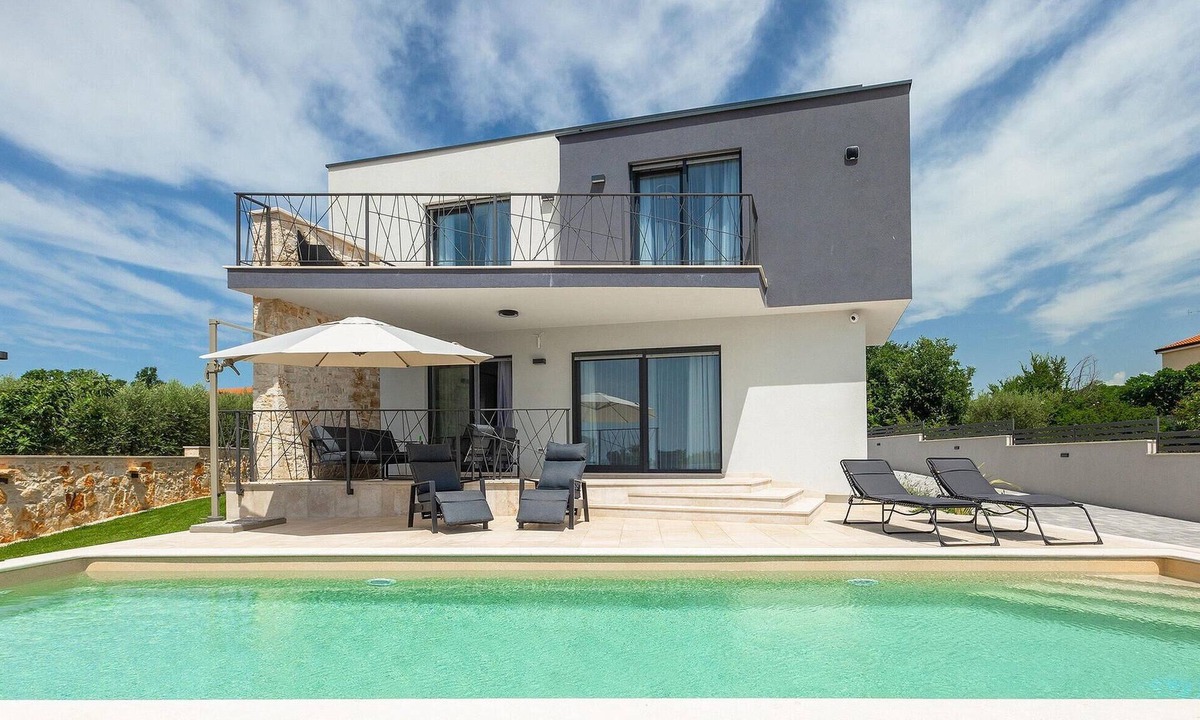 Frata House | Awesome home in Tar-Vabriga