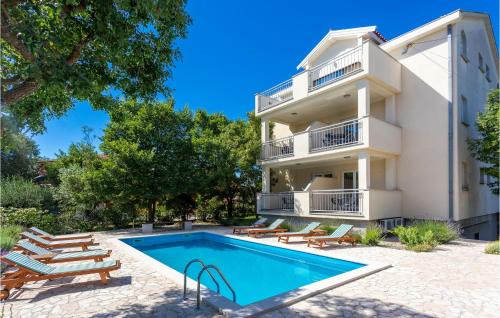 Krk Apartment | Beach Front Apartment In Pinezici