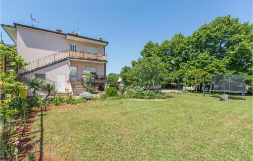 Finida Apartment | Beach Front Apartment In Umag With Wifi
