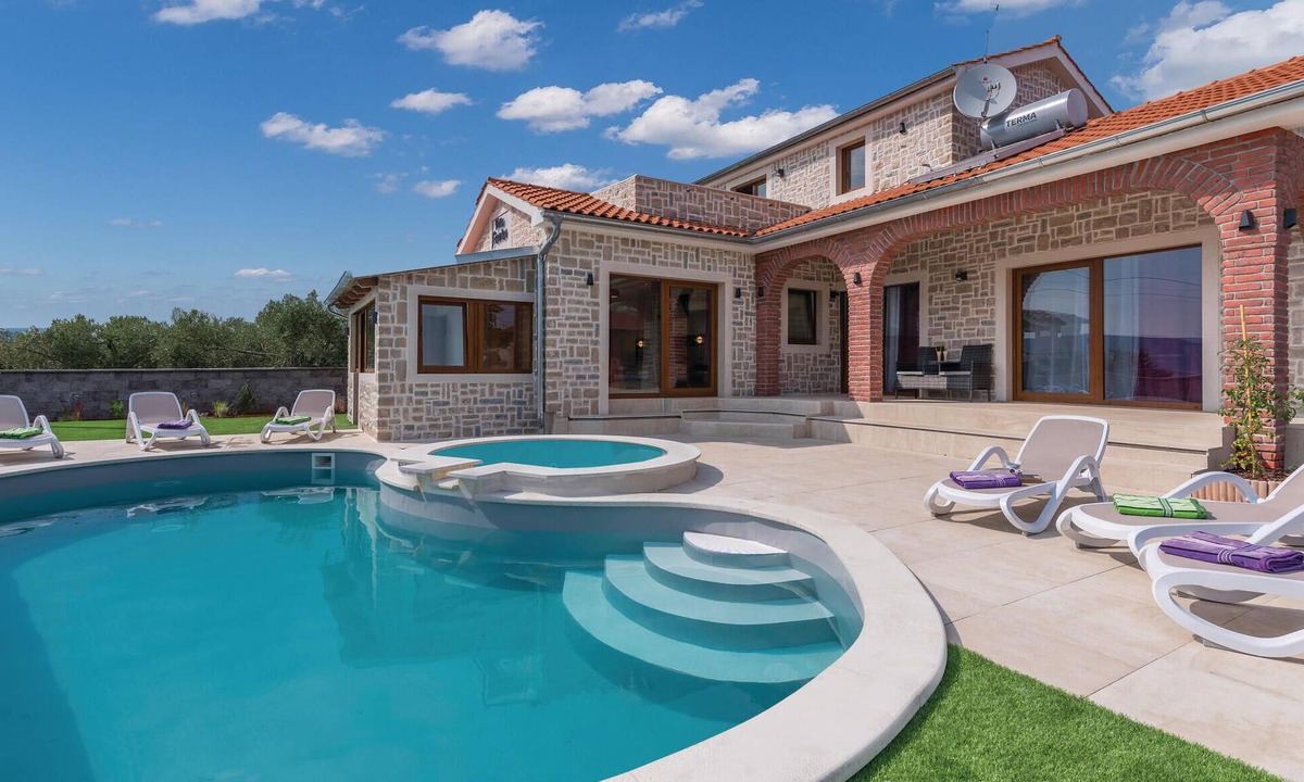Skrbcici House | Beach front home in Krk