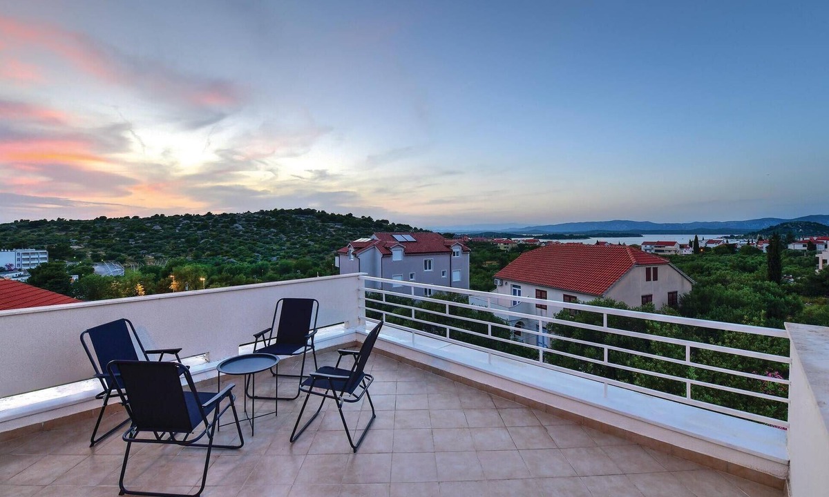 Susica House | Beach front home in Murter with house sea view