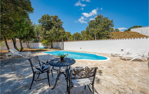 Peruski House | Beach Front Home In Pavicini