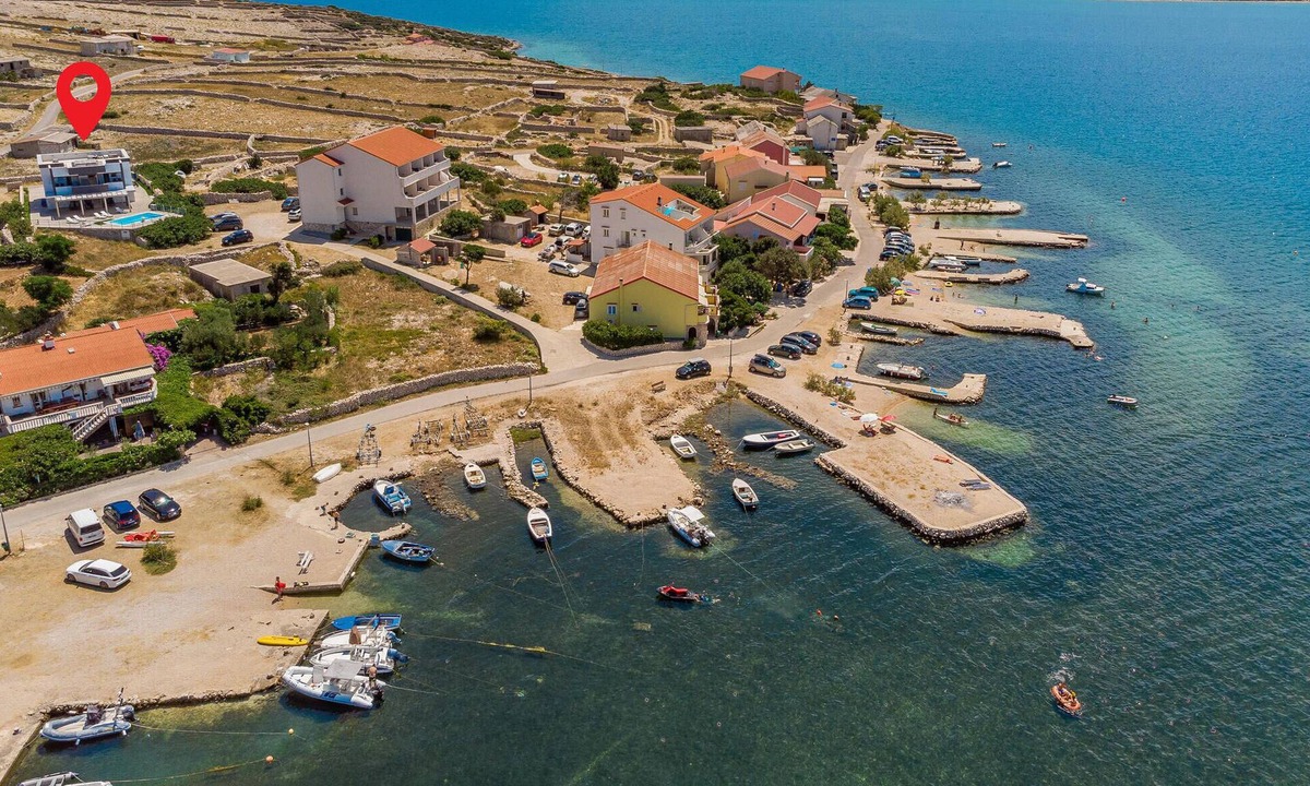Kustici Apartment | Beautiful apartment in Kustici, Novalja