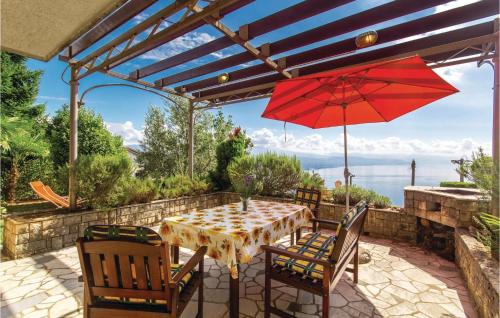 Veprinac Apartment | Beautiful Apartment In Kolavici