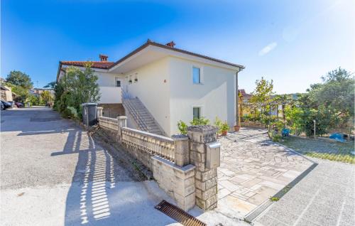 Piran Apartment | Beautiful Apartment In Lucija