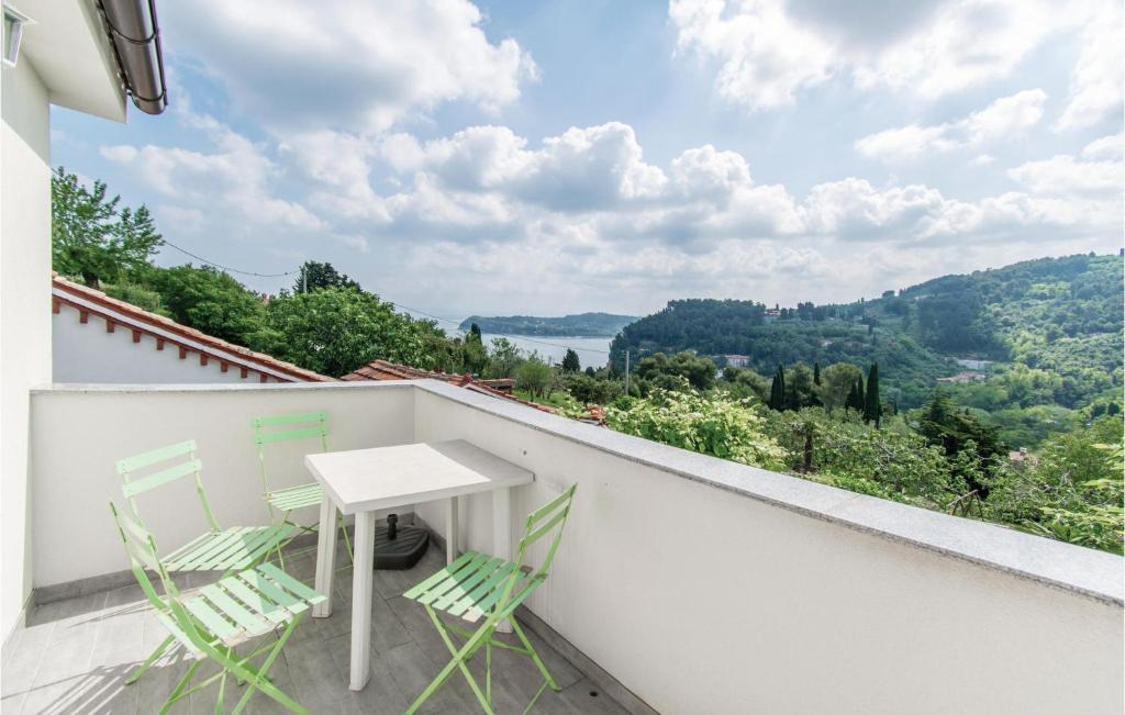 Portoroz Apartment | Beautiful Apartment In Piran With House Sea View