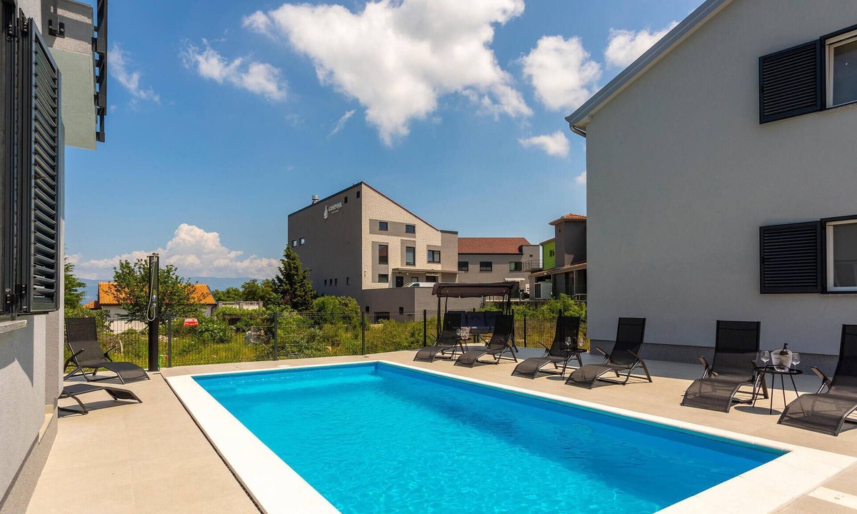 Vrbnik Apartment | Beautiful apartment in Vrbnik