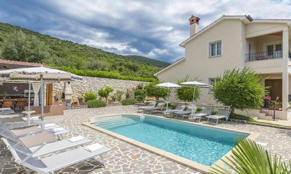 Brovinje House | Beautiful home in Koromacno-Brovinje