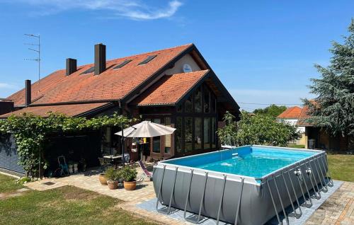 Donji Kraljevec House | Beautiful Home In Cakovec With Sauna