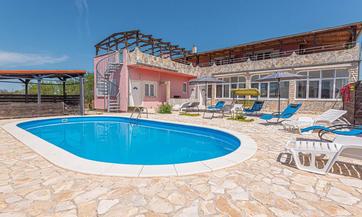 Sibenik House | Beautiful home in Konjevrate