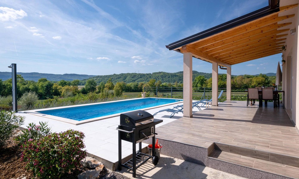 Krsan House | Beautiful home in Krsan