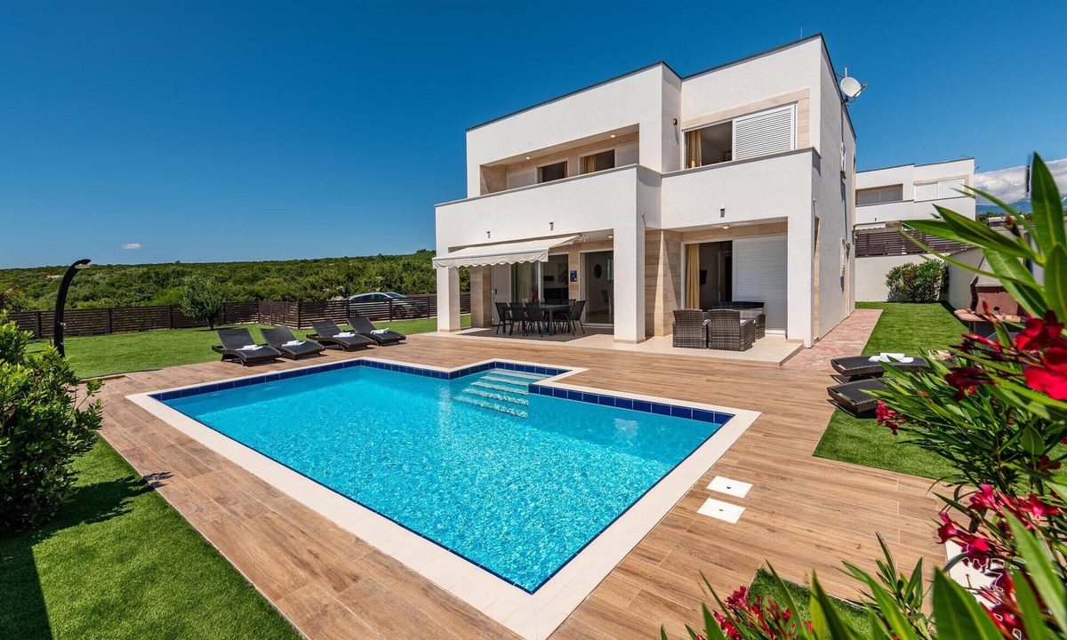 Kolanjski Gajac House | Beautiful home in Novalja