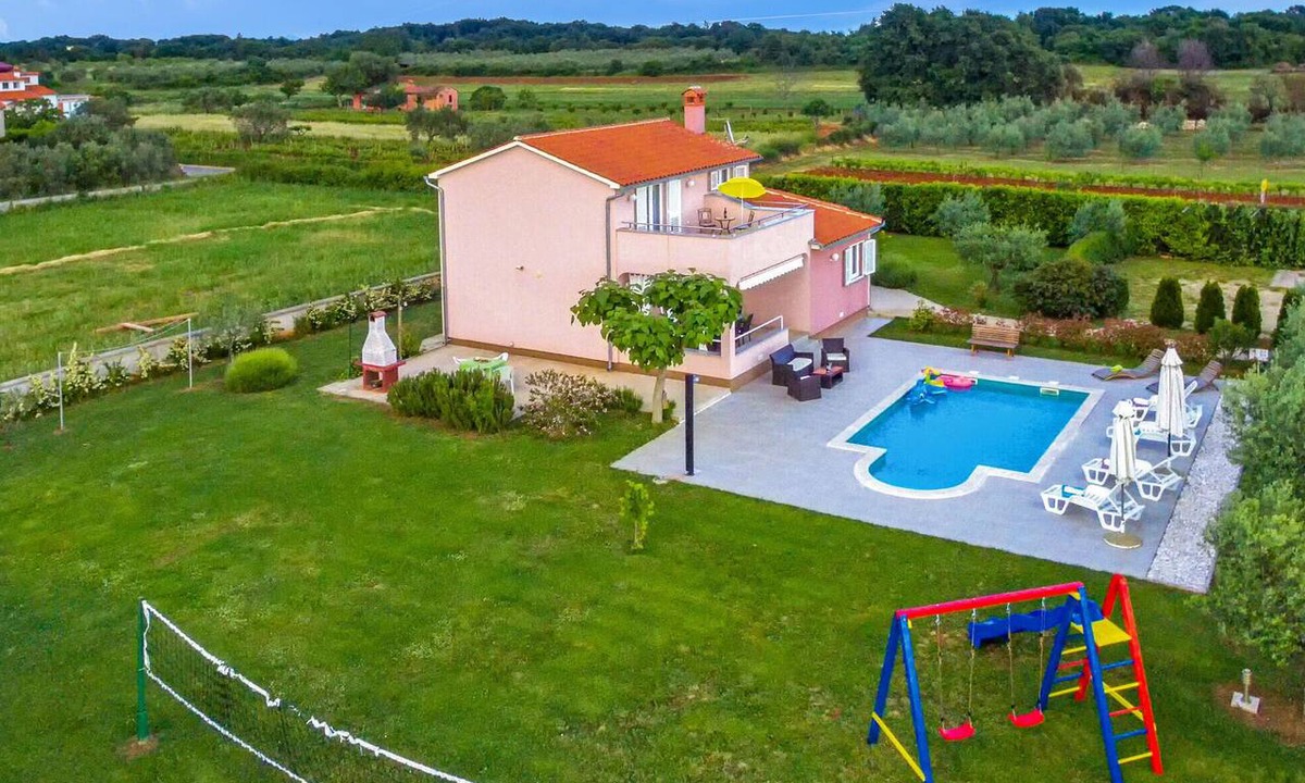 Muntic House | Beautiful home in Pula