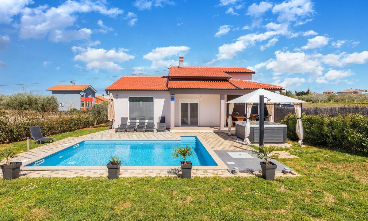 Skatari House | Beautiful home in Pula