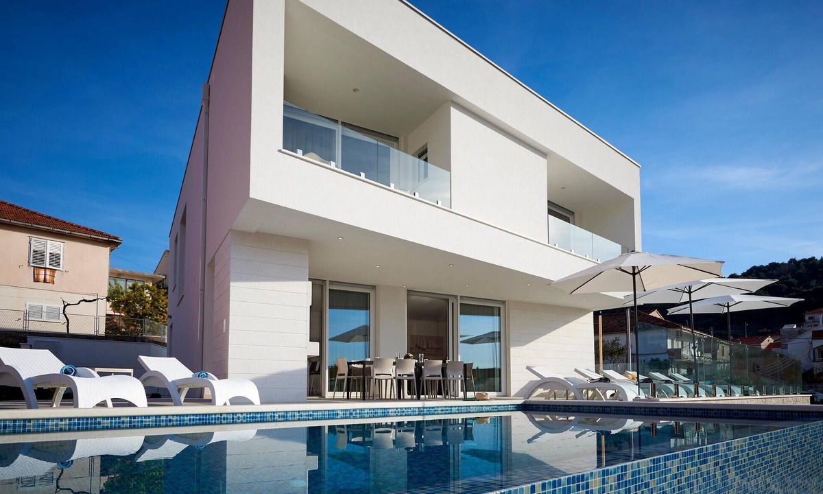 Trogir House | Beautiful home in Trogir with sauna