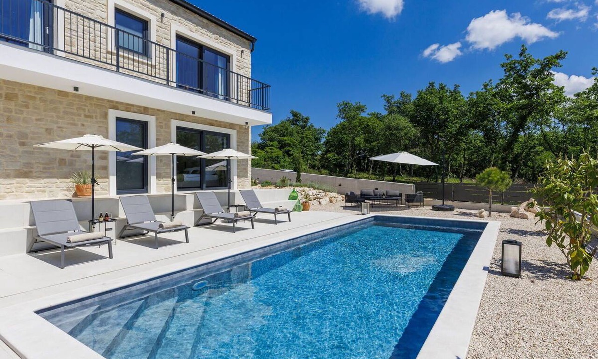 Makovci House | Beautiful private villa with A/C, internet, private pool, TV, terrace and panoramic view