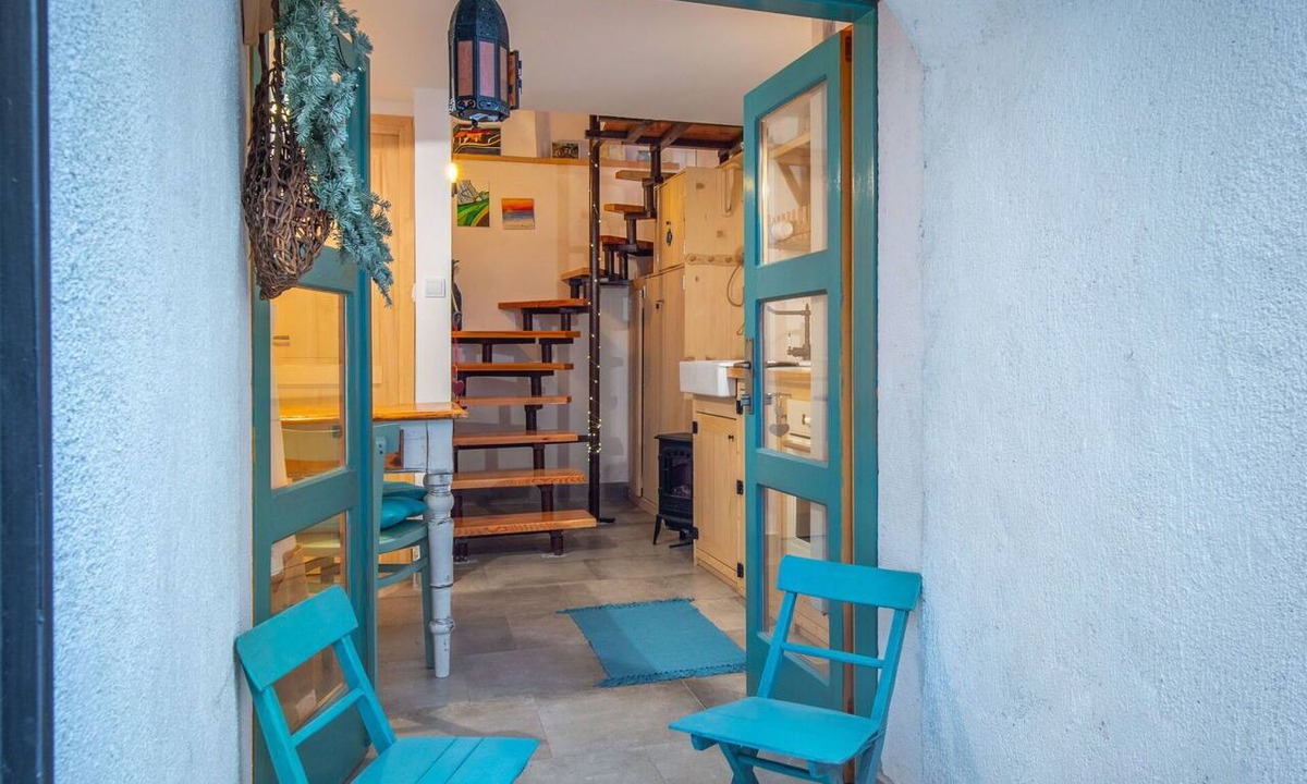 Cres House | Beautiful villa for 4 guests with A/C, WIFI and balcony