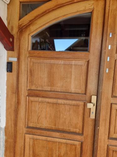 Kranj Bed & Breakfast | Bed and Breakfast Valjavec