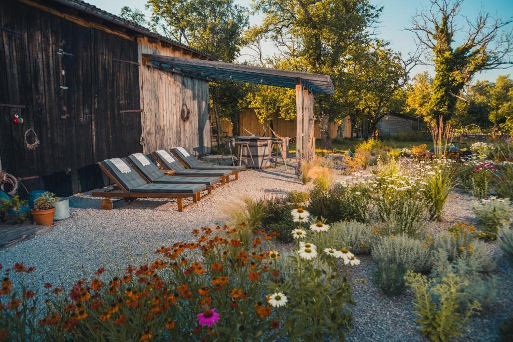 Ilirska Bistrica House | BELAKAPA Boutique Country House with 3 En-Suite Bedrooms & Large Garden