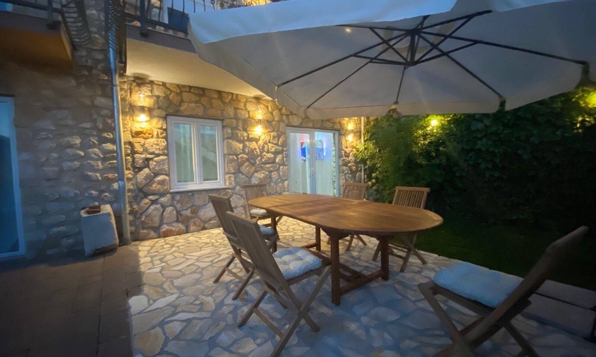 Grizane House | Big holiday house with its own pool and terrace
