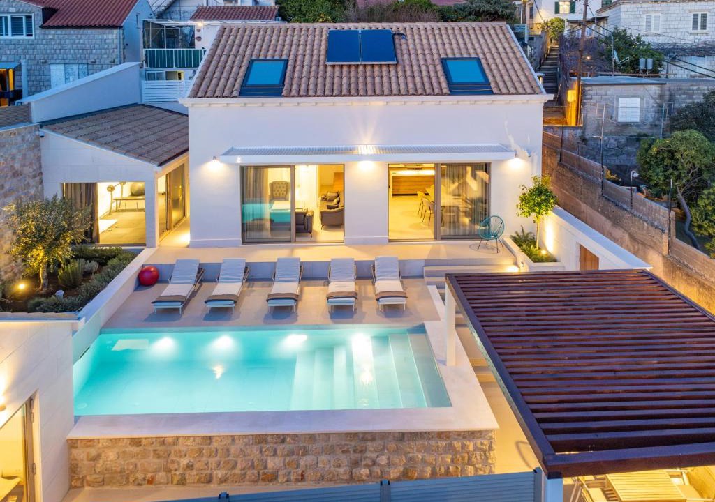 Gruz Villa | Brand New Villa Carmelita Exclusive with free Smart Car