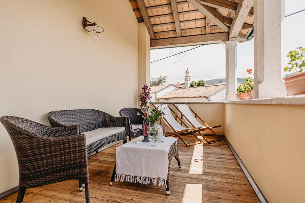 Lokev House | Casa Krasna Gourmet Boutique Hotel