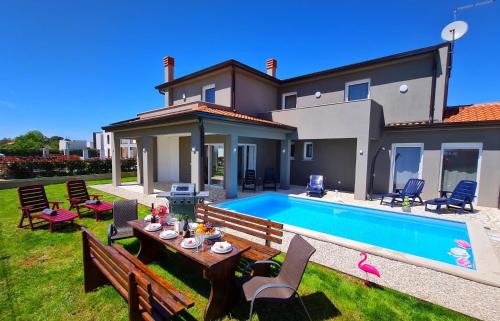 Kastelir-Labinci Villa | Casa Zen