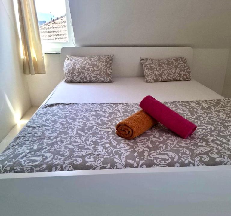 Ljubljana Old Town Apartment | Castle view Terrace AC apartment