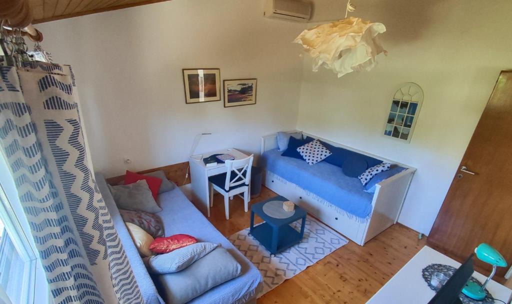 Petrcane Apartment | Charming holiday apartment near beach