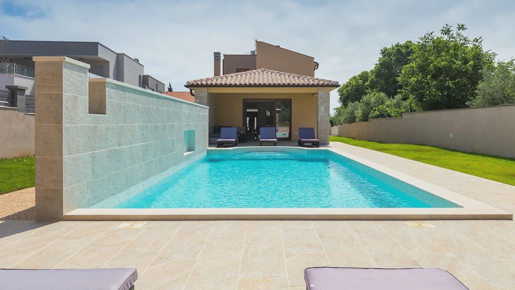 Sisan Villa | Charming villa with private pool near Pula