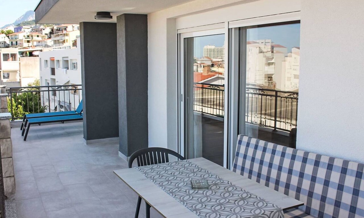Moca Apartment | Cosy apartment for 4 people with A/C, WIFI, TV and balcony