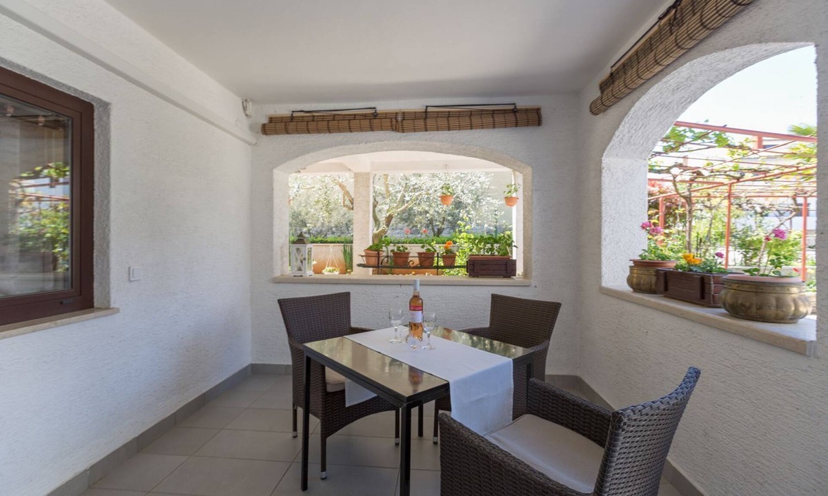 Spadici Apartment | Cosy apartment just 400 metres from the beach with parking, washing machine and garden