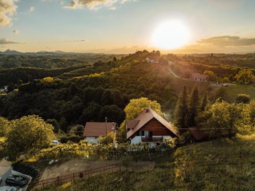 Majsperk House | Cozy family place 'Hiša Grozdek' - Gruškovec 40A